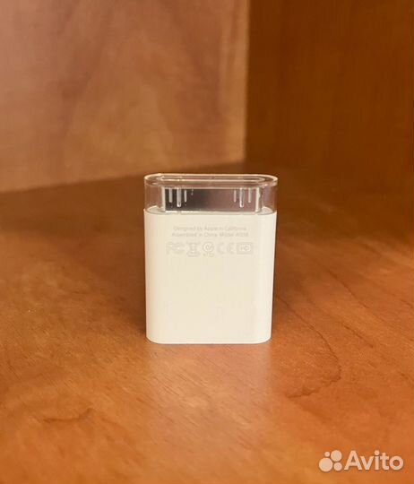 Адаптер Apple 30-pin USB
