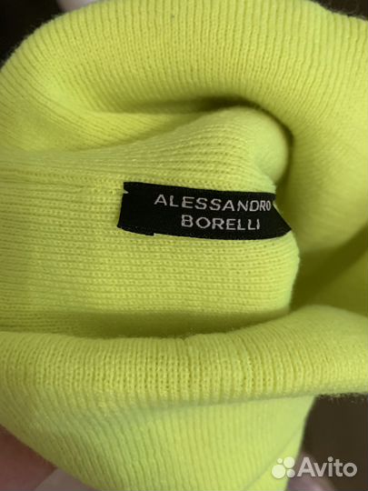 Шапка салатовая