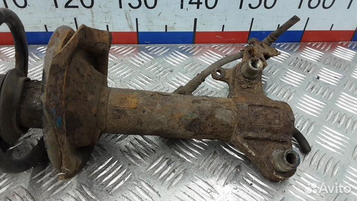 Стойка амортизатора переднего правого Nissan Prime