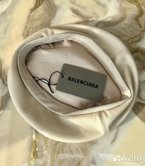 Берет Balenciaga