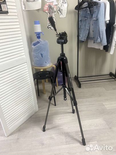 Продам штатив для фотоаппарата, телефона
