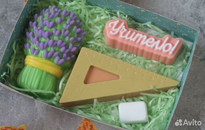 Набор из мыла ручной работы в подарок учителю