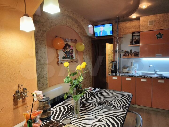 3-к. квартира, 65 м², 9/10 эт.