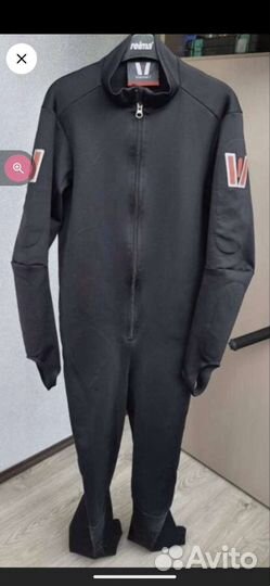 Горнолыжный комбинезон