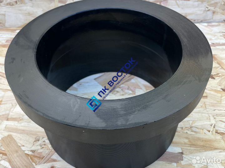Втулка под фланец 280 мм пэ100 SDR17 литая