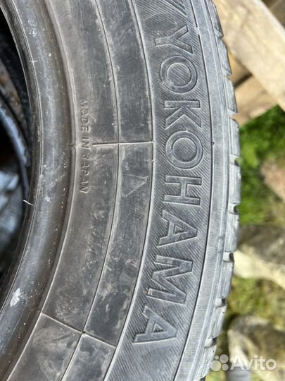 Yokohama BluEarth-XT AE61 215/65 R16