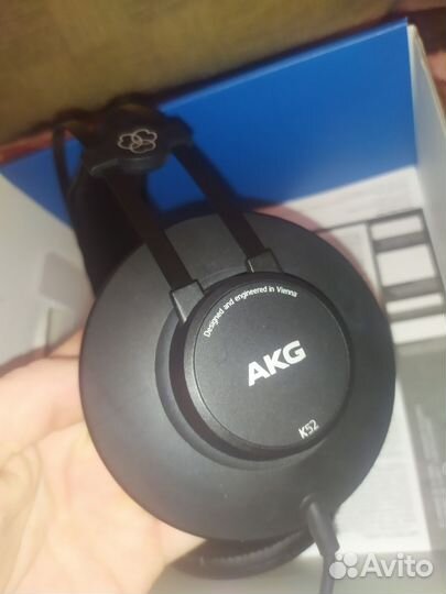 Наушники AKG k52