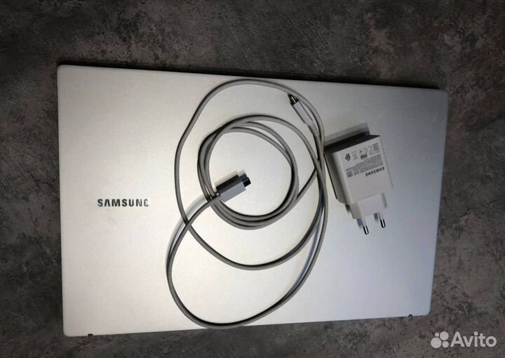 Ноутбук samsung galaxy book 750XDA-KD7IT