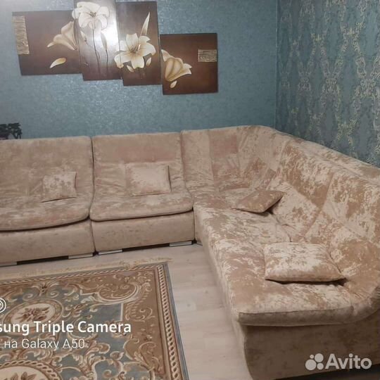 Перетяжка и реставрация мягкой мебели