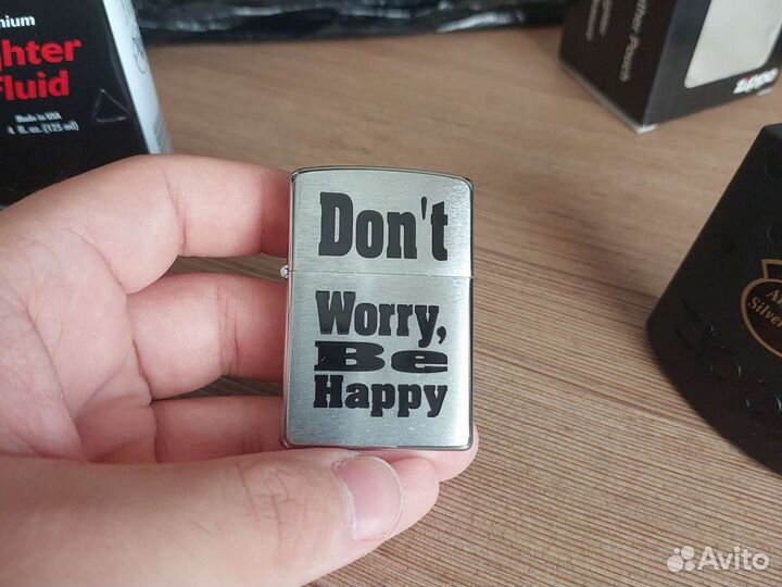 Зажигалка бензиновая zippo