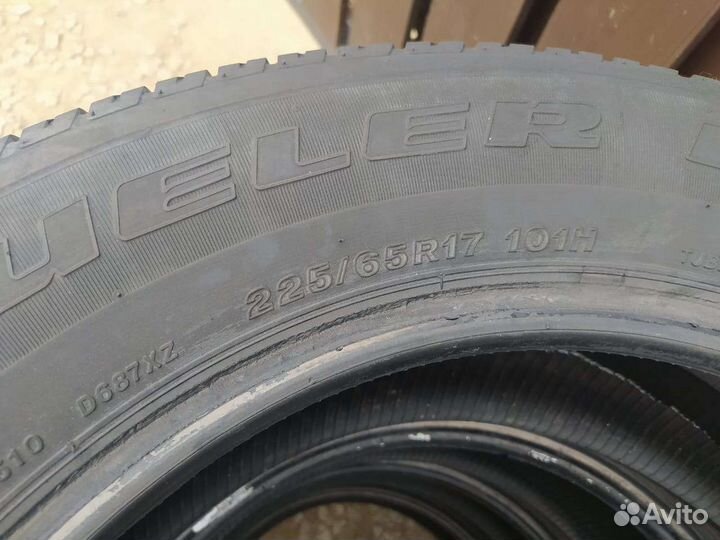Bridgestone Dueler A/T 225/65 R17