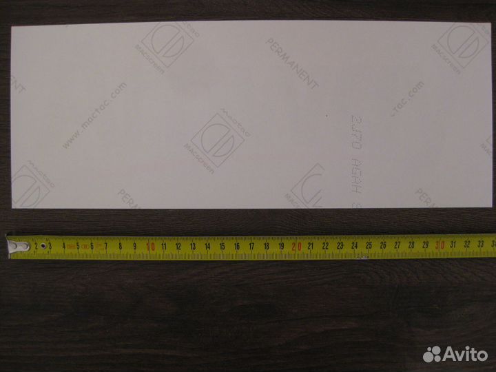 Наклейка на стекло 