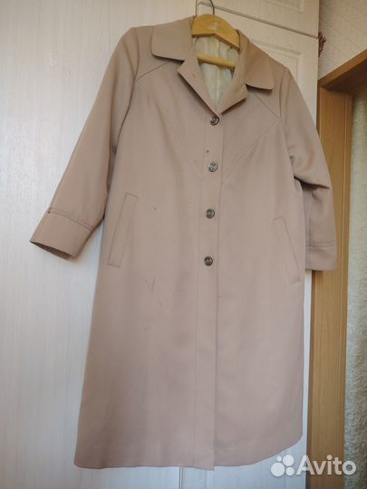 Пальто женское легкое, 56