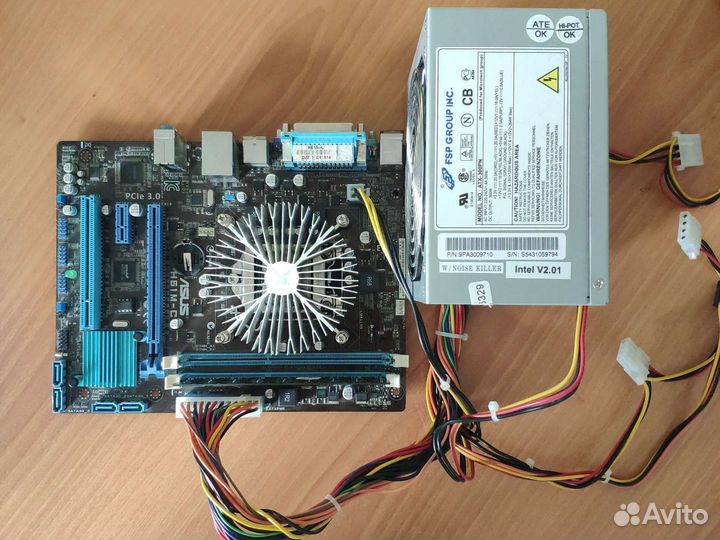 Материнская плата с процессором и памятью +бп 300W