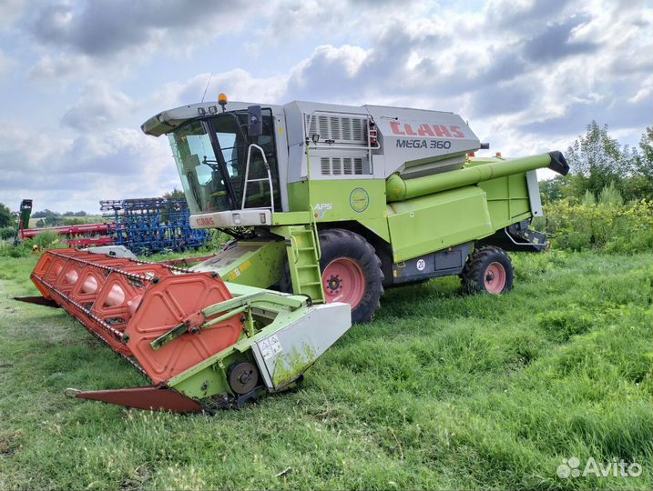 Комбайн Claas Mega, 2007