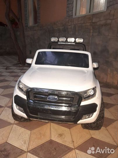 Детский электромобиль бу