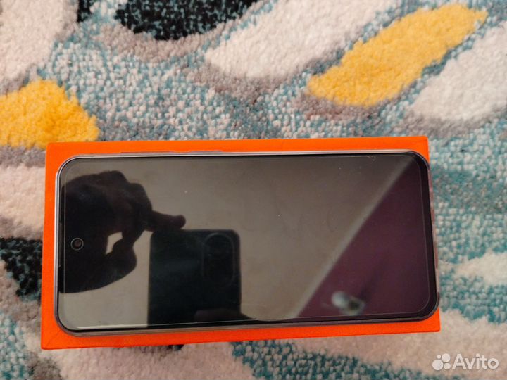 Телефон нови не использовал 16г512г