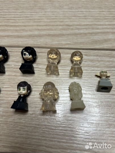 Пакетом фигурки гарри поттер набор