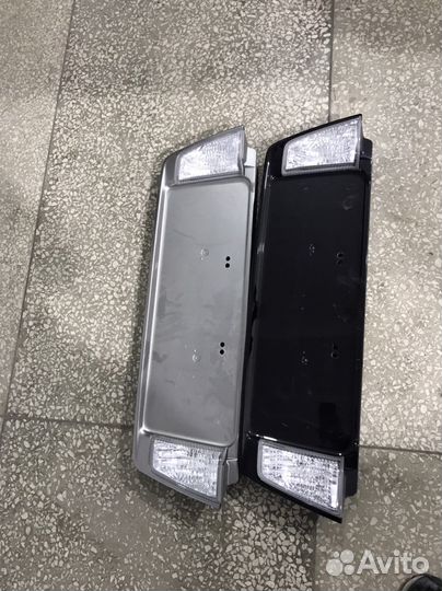 Накладка заднего борта Lexus LX 570