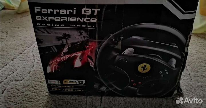 Игровой руль с педалями thrustmaster