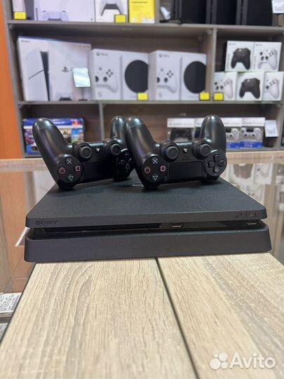 Ps4 slim 1 tb 3V