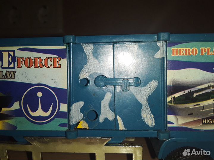 Машина игрушечная. Фура