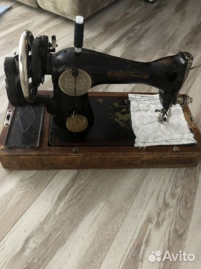 Швейная машинка