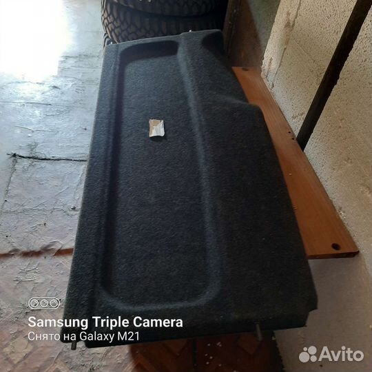 Продаю полку багажника ваз 21213-21214