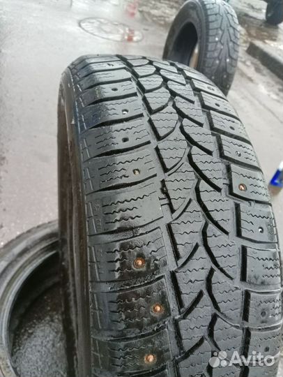 Tigar Sigura Stud 205/60 R16 96T