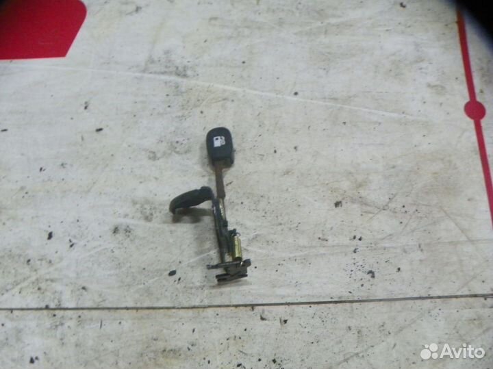 Ручка открывания лючка бензобака Hyundai Tucson