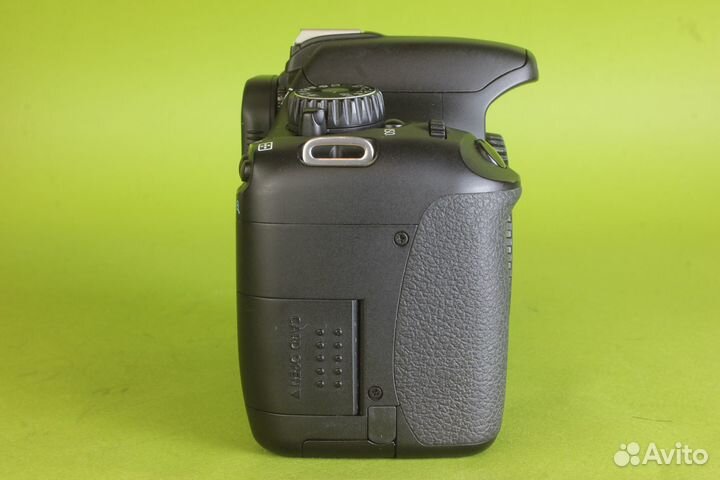 Фотоаппарат Canon eos 550d коробка + допы (id 186)