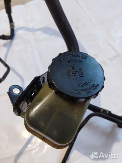 Бачок гидроусилителя toyota