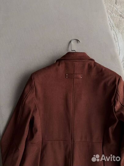 Жакет MiuMiu топовый (топ 2025)