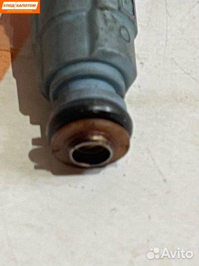 Форсунка топливная Hyundai ix35 2009 35310-2G300