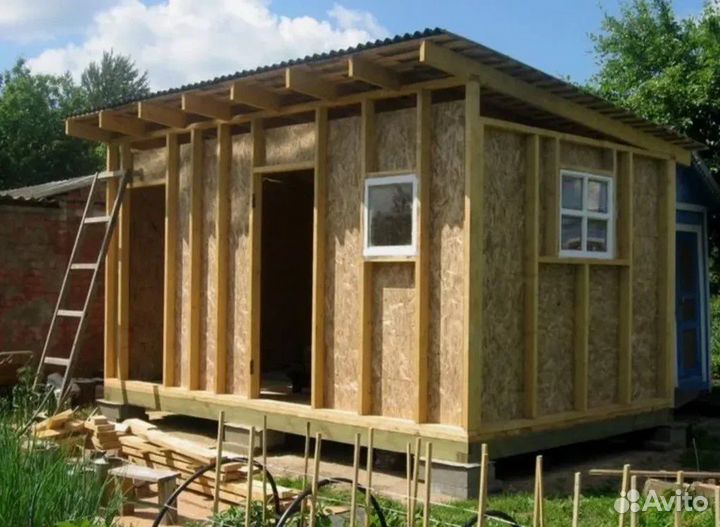 Бригада строителей