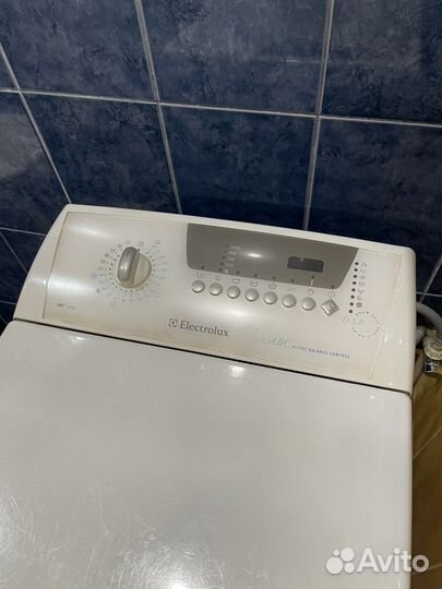 Стиральная машина б/у Electrolux EWT 1221