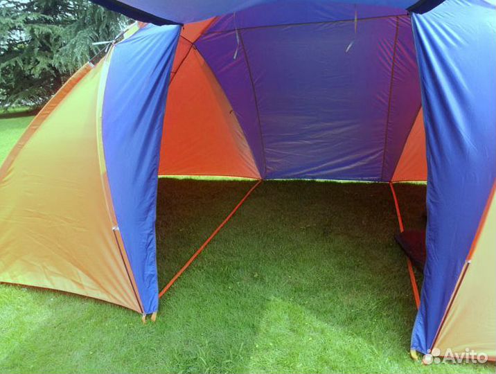 Палатка четырехместная с тамбуром