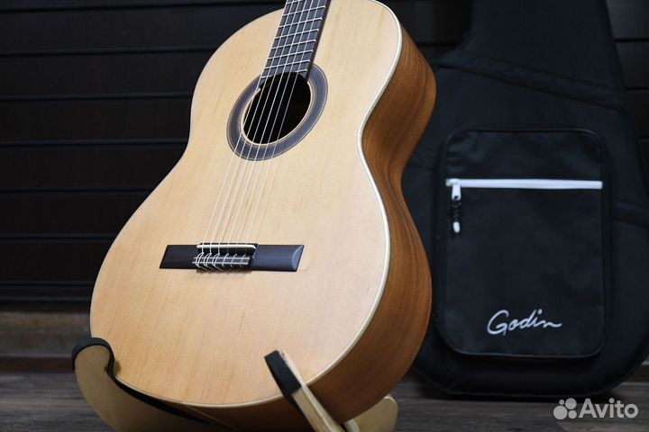 Классическая гитара Prodipe +Аксессуар
