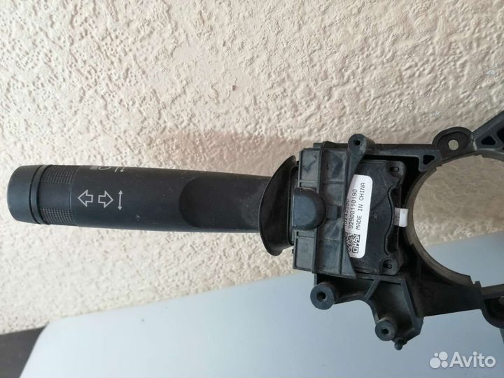 Подрулевой переключатель Chevrolet Cruze