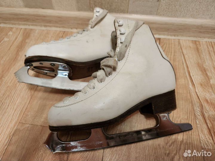 Профессиональные фигурные коньки