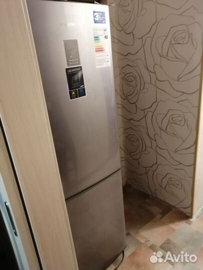 Холодильник samsung