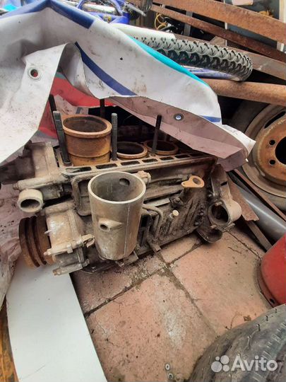 Блок двигателя 402