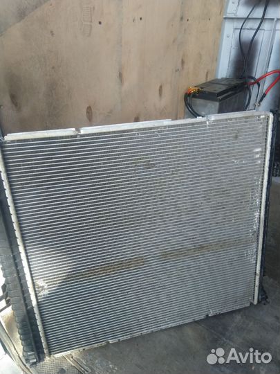 Радиатор охлаждения mercedes gl 166