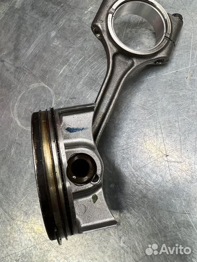 Поршень Mercury F80-115 2.1L