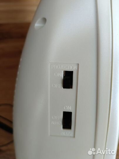 Электронные радио часы Атланта