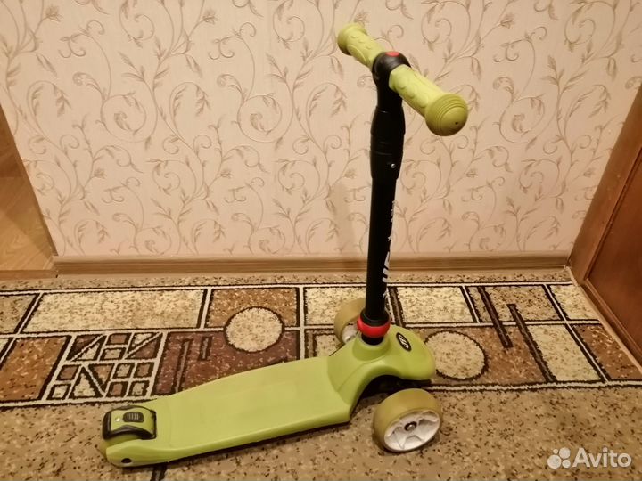 Самокат детский трехколесный Tech Team Ufo