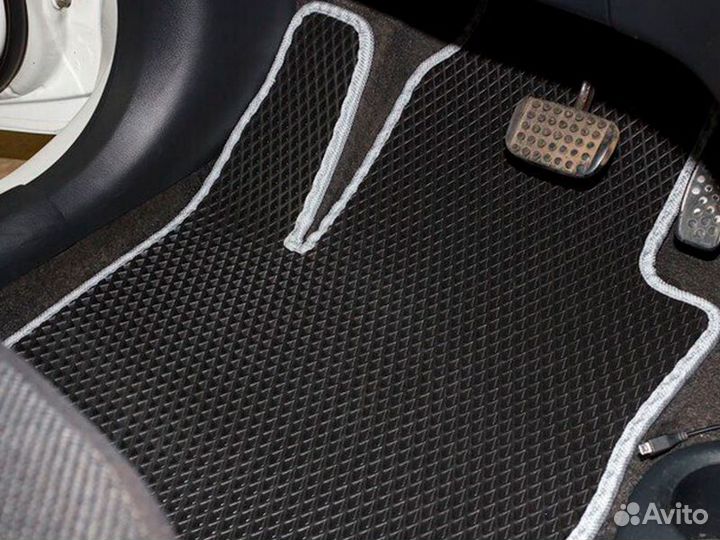 Коврик багажника ева toyota Grand HiAce