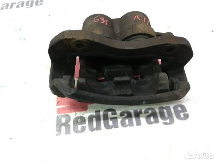 Суппорт передний левый Ssangyong Istana 631 OM662