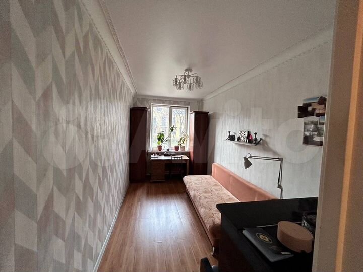 2-к. квартира, 52 м², 1/2 эт.