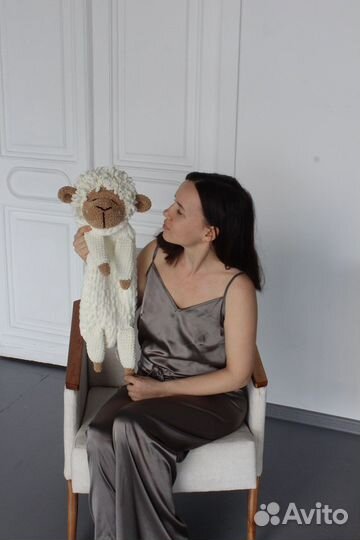 Вязаная игрушка ручной работы